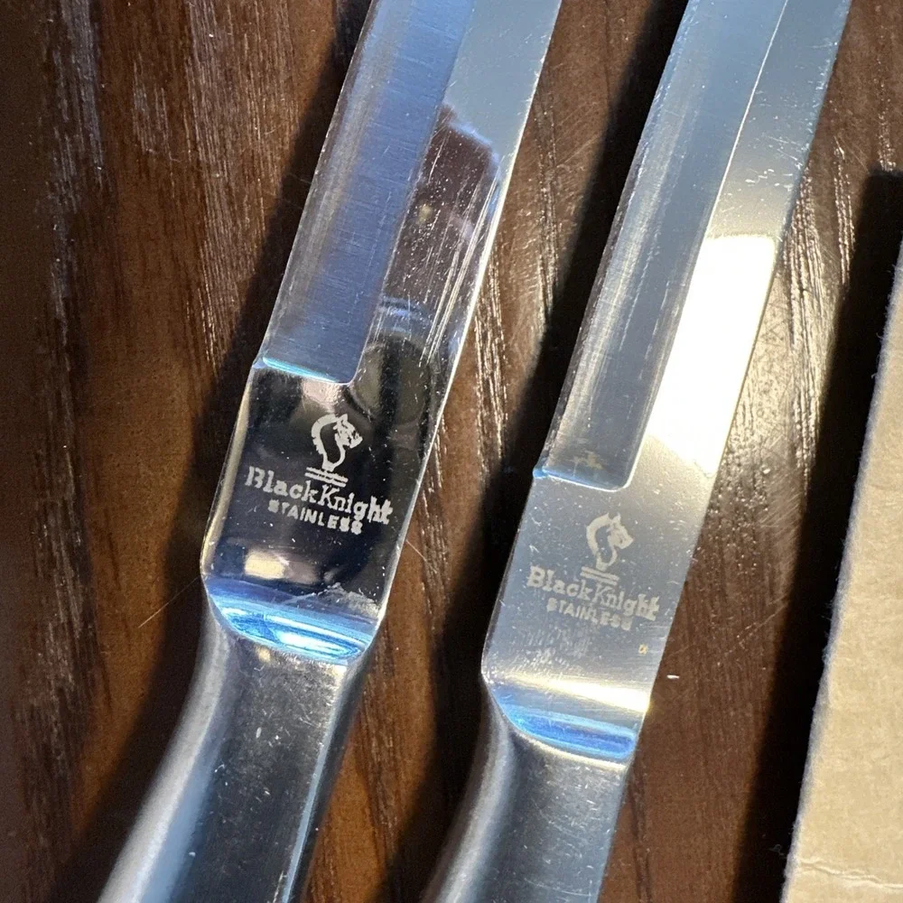 Regent‎ Sheffield Black Knight Steak Knives Set Of 2 EUC